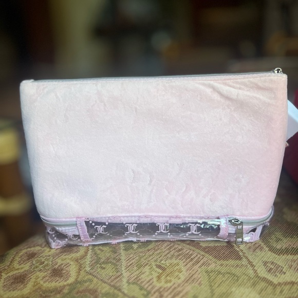 NWT JUICY COUTURE COSMETIC CASE PINK VELOUR - Picture 5 of 5